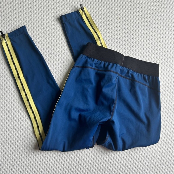 Athleta x Derek Lam 10C Side Zip Leggings Small Blue Yellow Black Athleisure - Picture 3 of 6